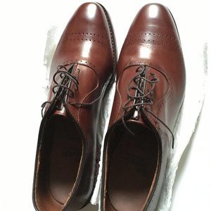 Allen Edmonds Men 10 D Vernon Saddle Brown Plain Perf Toe 8838, like new